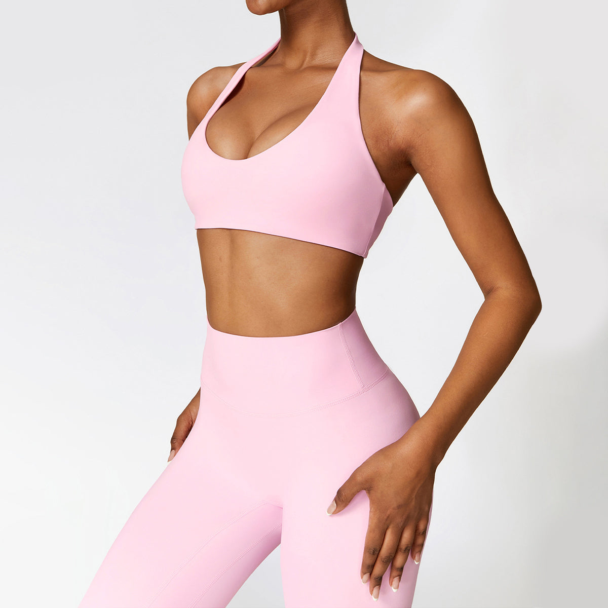 Halter Sports Bra - Medin