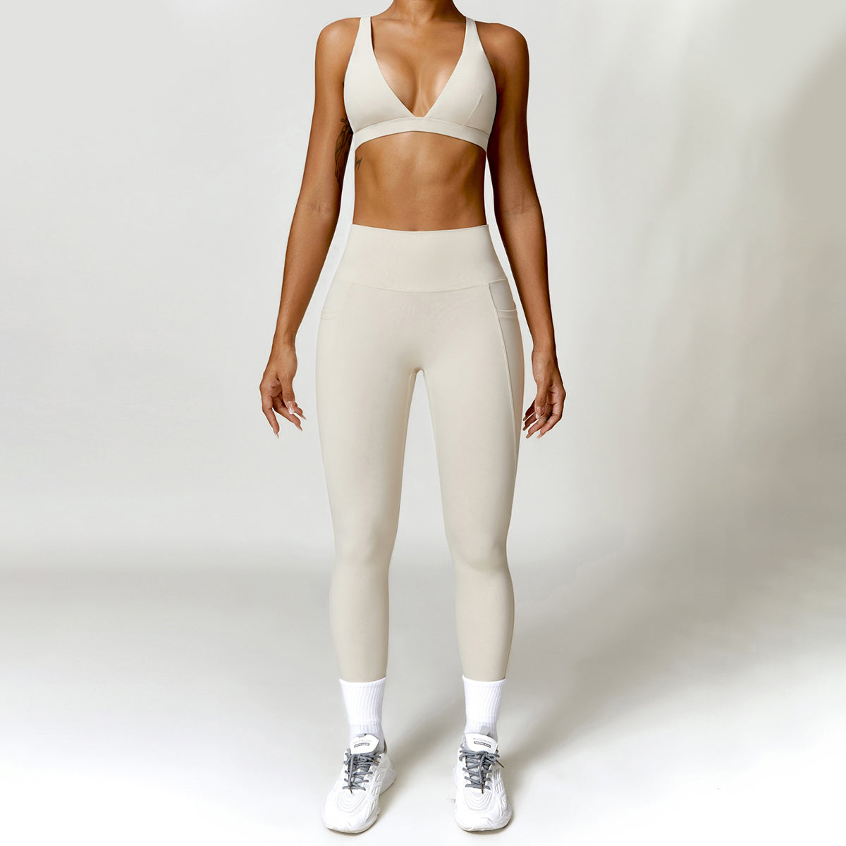 Sports Bra - Younts