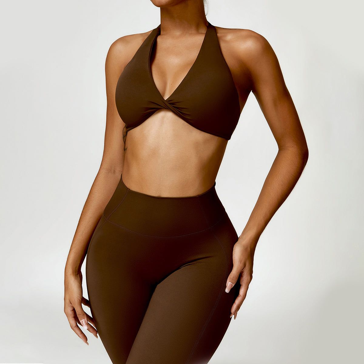 Twisted Halter Sports Bra - Leestma
