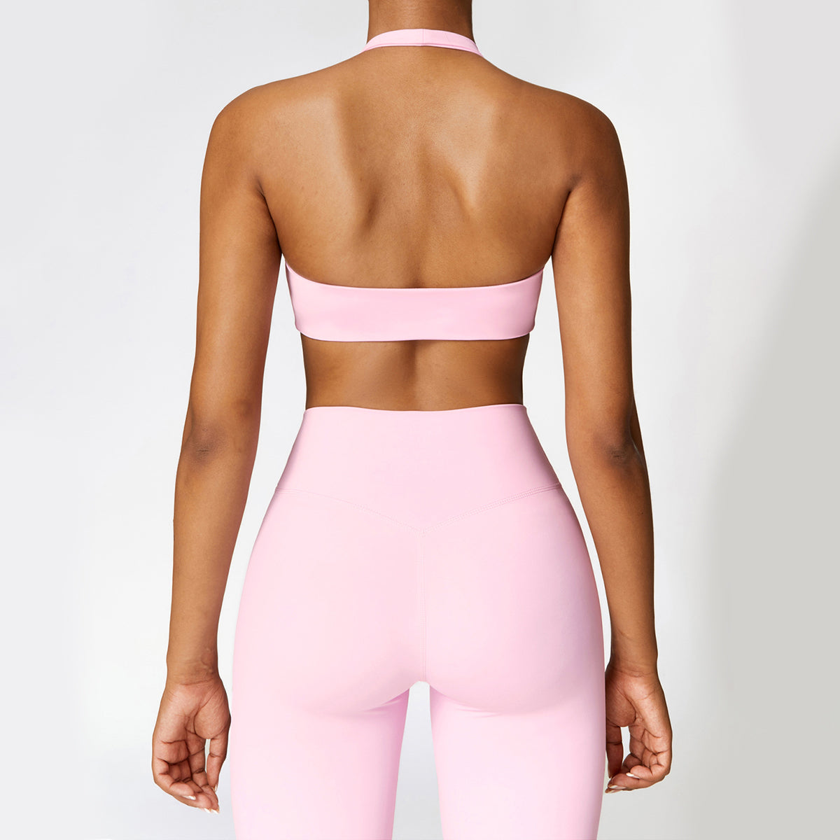 Halter Sports Bra - Medin