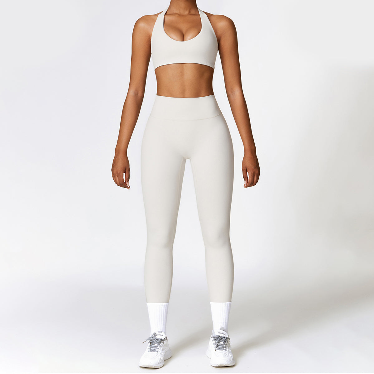 Halter Sports Bra - Medin