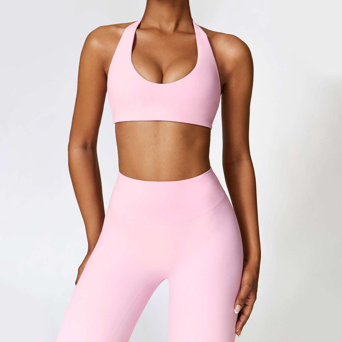 Halter Sports Bra - Medin