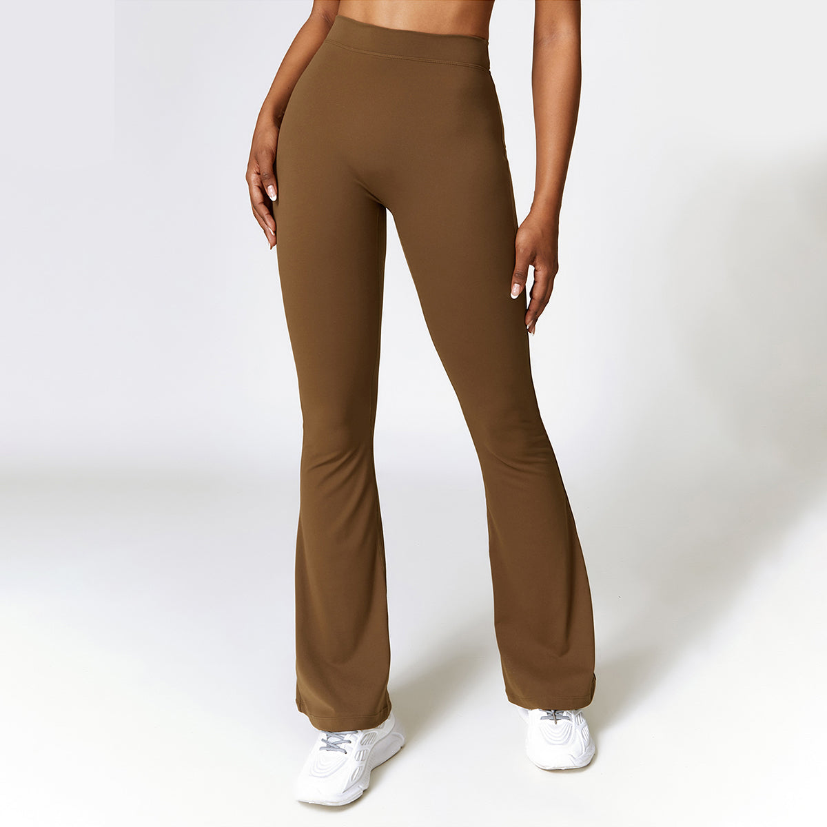 V-back Ruched Sport Flare Leggings - Miloslaw