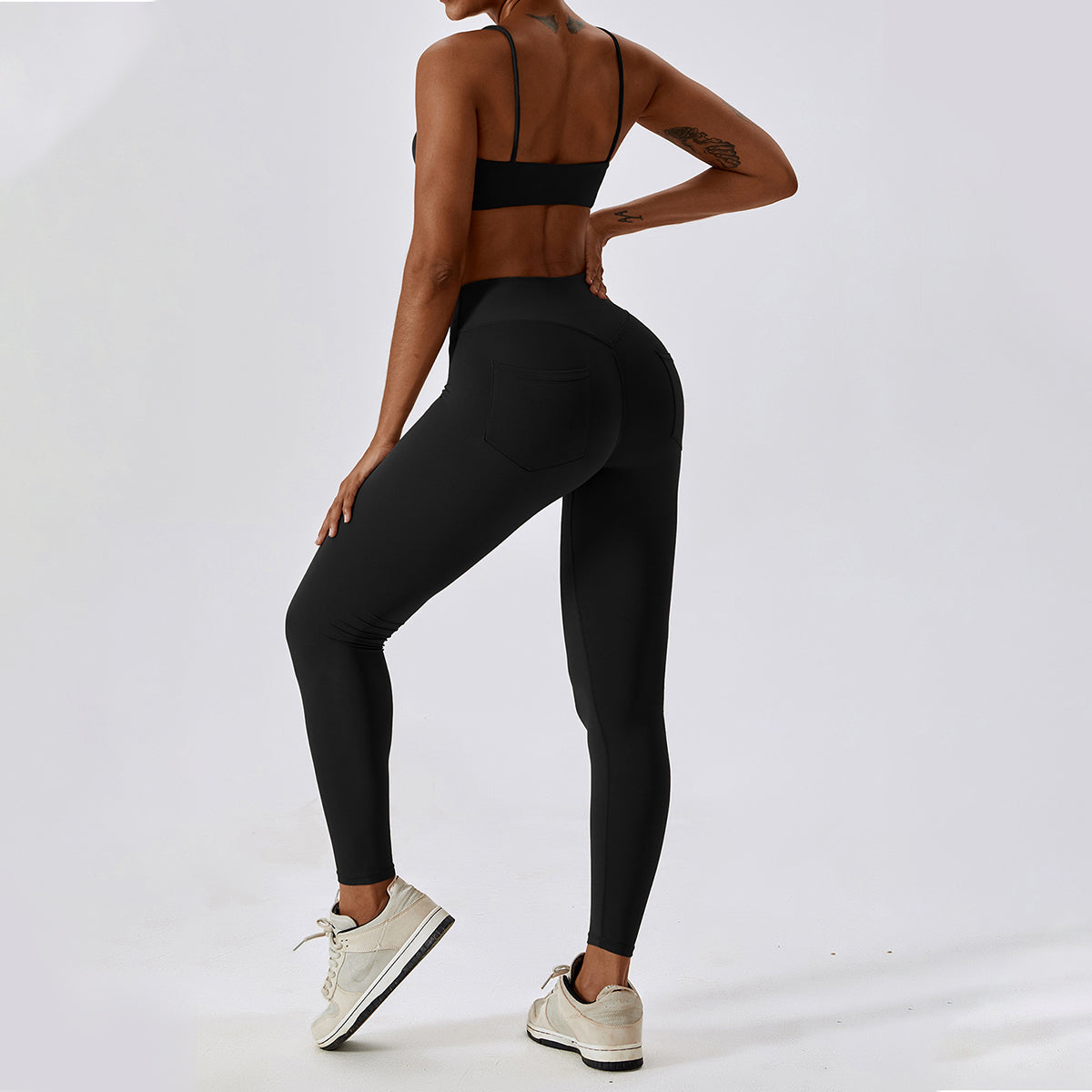 Sports Bra - Antilla