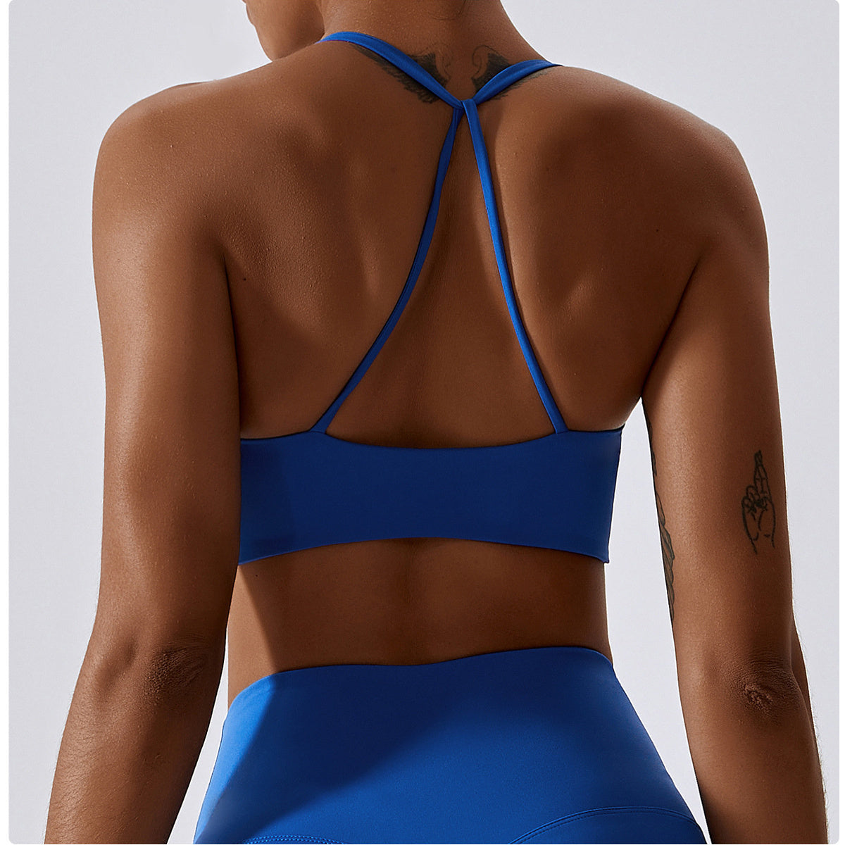 Twisted Backless Sports Bra