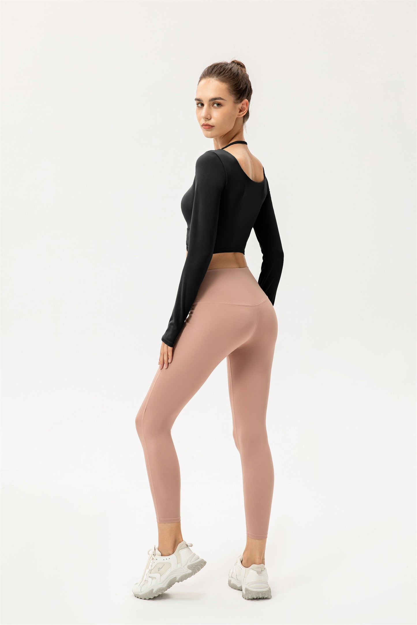 Thumb Hole Twisted Cropped Sports Top