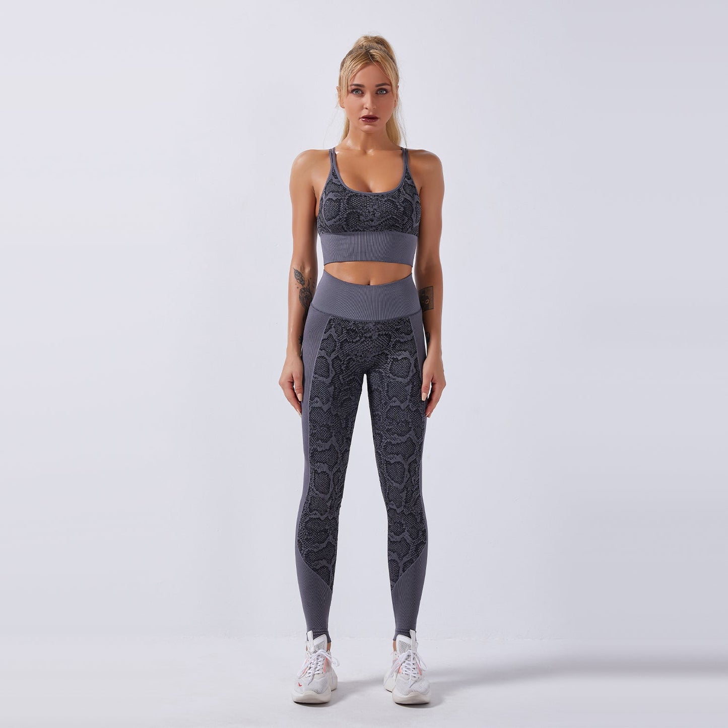 Seamless Gym Yoga Set Sports Bra & Leggings Snake Print for Women