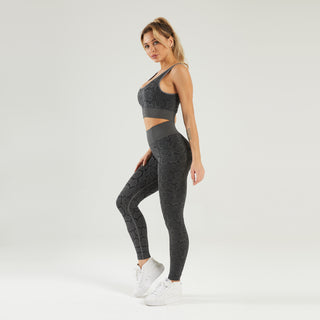 Seamless Gym Yoga Set Sports Bra & Leggings Snake Print